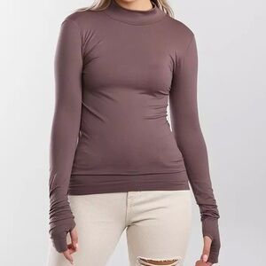 Free People Rocky Seamless Turtleneck Frosted Fig M L Thumbhole Top